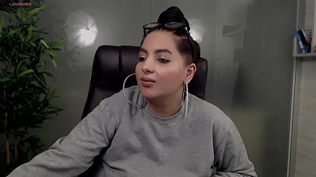 BustyAllyy online show from 03-19-25, 01:43