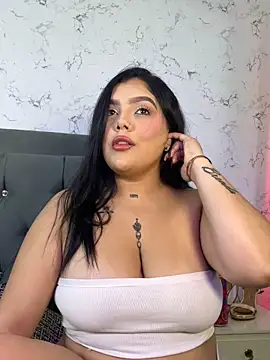 Snapshot of Brhiana_Williamms chatting on 06-02-26, 03:03 Brhiana Williamms online show from 06-02-26, 03:03