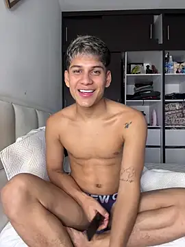 Ethanmiller1 online show from 03-25-26, 07:03