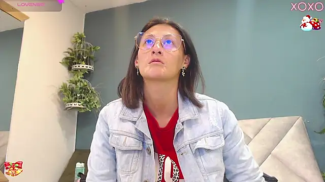 SharisWillian online show from 11-28-25, 03:31