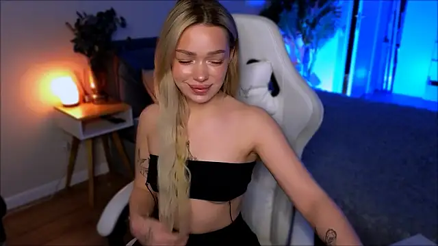 Lily Yin online show from 02-19-26, 05:36