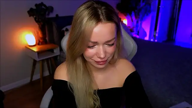 Lily Yin online show from 03-07-26, 05:59