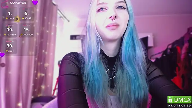 JustMeowGirl online show from 04-18-26, 06:06