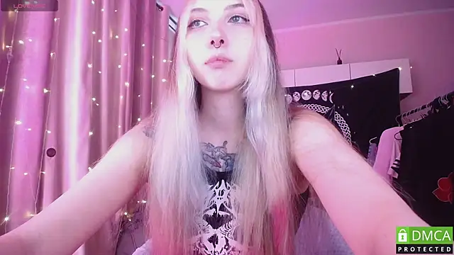JustMeowGirl online show from 06-24-26, 05:06