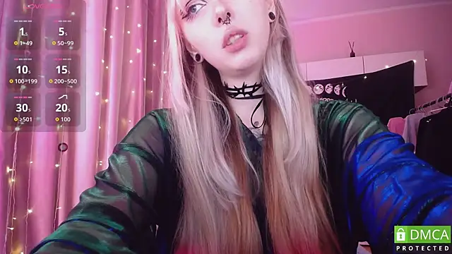 JustMeowGirl online show from 07-03-26, 05:58