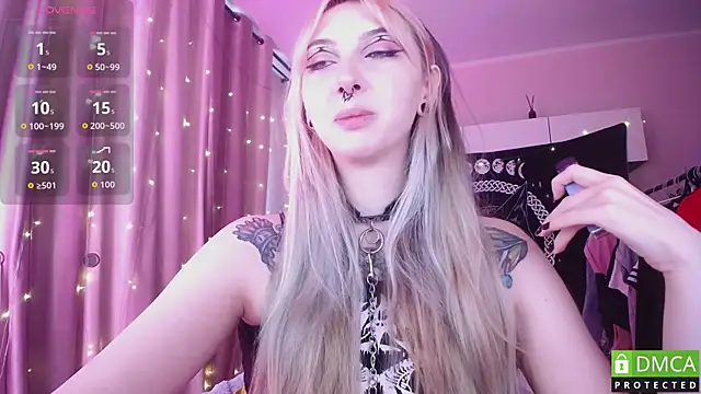 JustMeowGirl online show from 07-12-26, 05:42
