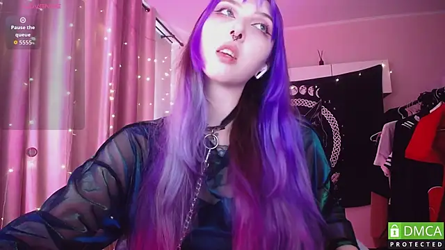 JustMeowGirl online show from 08-01-26, 04:45
