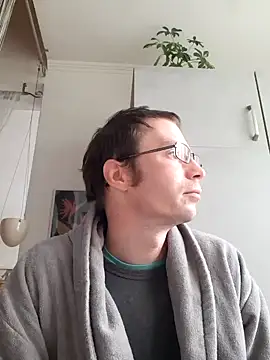 Schnubby1 online show from 01-24-25, 08:23