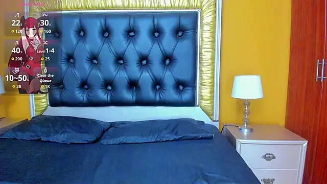 Snapshot of Foxy_Assh_ chatting on 10-30-25, 04:14 Foxy Assh online show from 10-30-25, 04:14