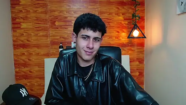 Bastiaan 28 online show from 01-10-25, 06:53