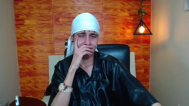 Bastiaan 28 online show from 01-14-25, 05:30