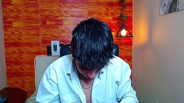 Bastiaan 28 online show from 01-20-25, 02:03