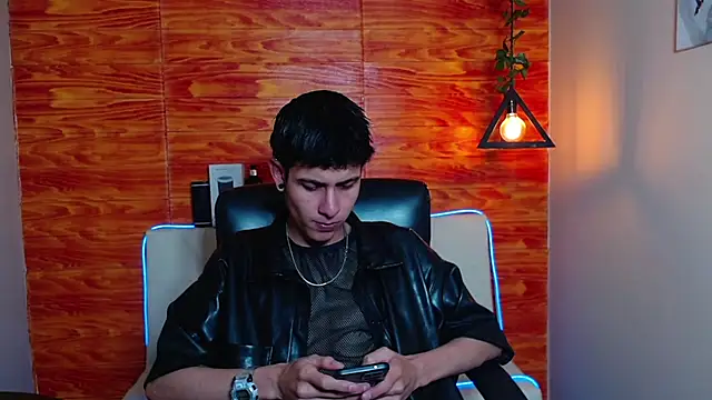 Bastiaan 28 online show from 01-22-25, 04:02