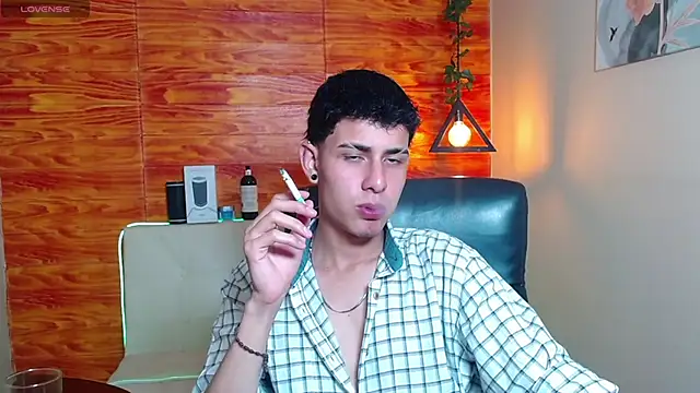 Bastiaan 28 online show from 01-25-25, 08:00