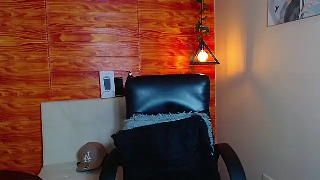 Bastiaan 28 online show from 02-01-25, 02:58