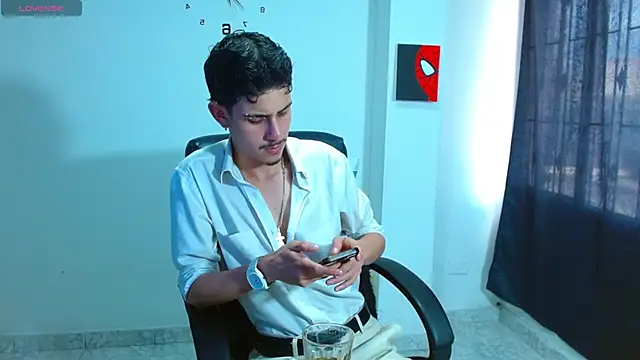 Bastiaan 28 online show from 09-20-25, 06:53