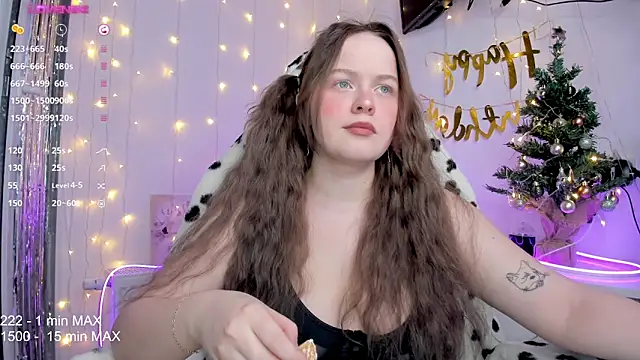 HANNA MONTANAS online show from 12-23-24, 11:57