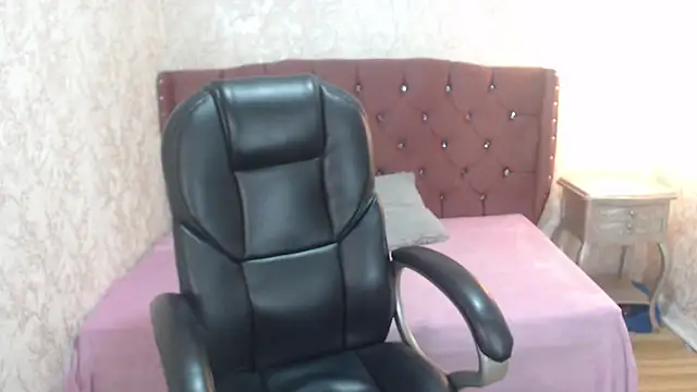 charlottemoonxz online show from 12-26-24, 05:08