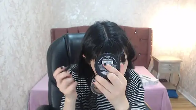 charlottemoonxz online show from 02-03-25, 02:24