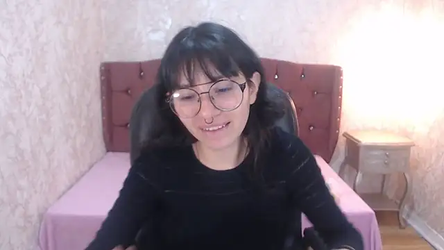 charlottemoonxz online show from 02-11-25, 05:18