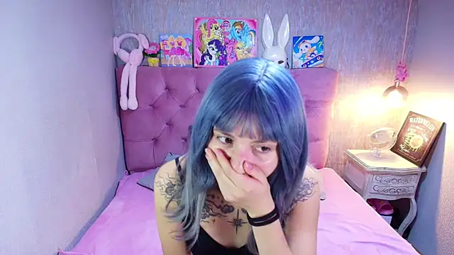 charlottemoonxz online show from 03-10-26, 06:57