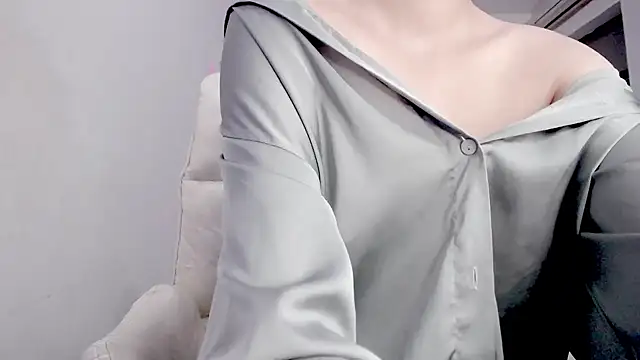 Snapshot of _OMO_ chatting on 12-08-24, 05:55 OMO online show from 12-08-24, 05:55