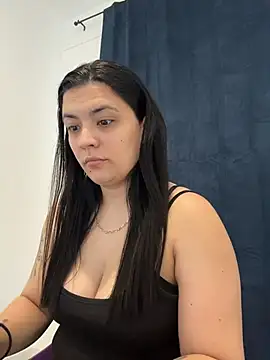 LuciaLoca online show from 02-26-26, 08:35