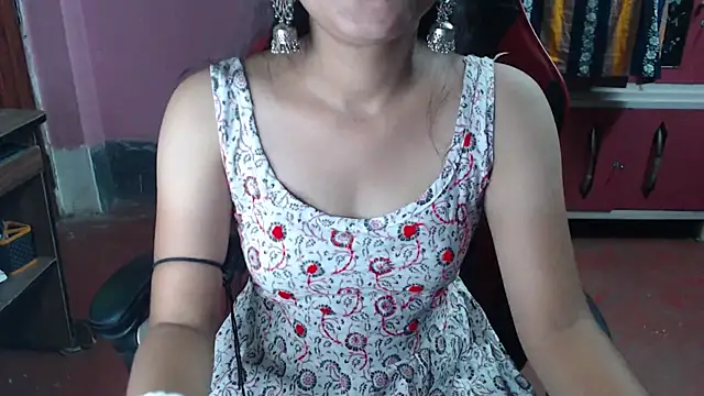 Angel Alison  online show from 05-26-26, 06:59