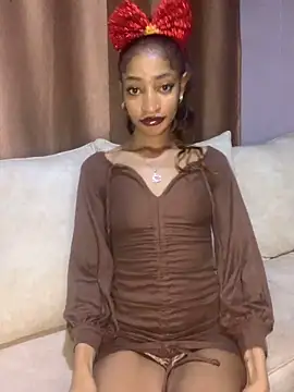 GoddessVee online show from 12-20-24, 04:46