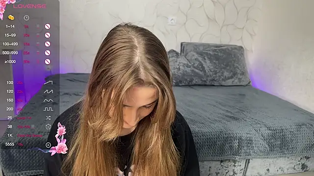 Snapshot of Vibe_to_night chatting on 10-18-25, 07:09 Vibe to night online show from 10-18-25, 07:09