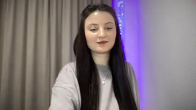 Snapshot of LocaAlis chatting on 02-15-25, 03:39 LocaAlis online show from 02-15-25, 03:39