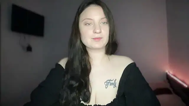 Snapshot of LocaAlis chatting on 11-14-25, 09:41 LocaAlis online show from 11-14-25, 09:41