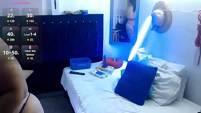 bubis laru53 online show from 04-25-26, 01:36