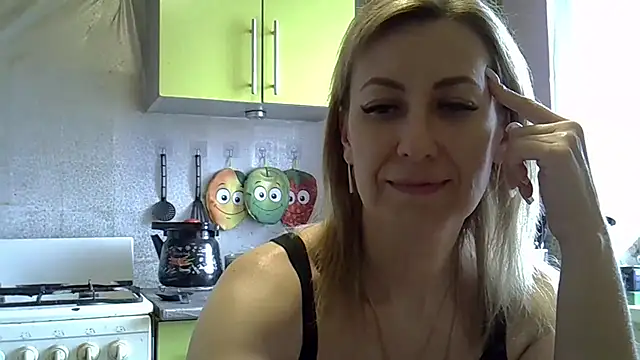 Snapshot of AshleyXHoney chatting on 03-19-25, 10:44 AshleyXHoney online show from 03-19-25, 10:44