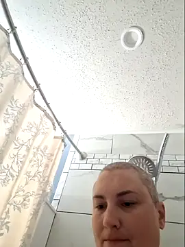 MilfyMrsRobinson online show from 05-05-26, 08:28