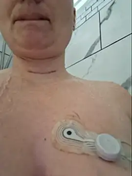 MilfyMrsRobinson online show from 05-06-26, 07:41