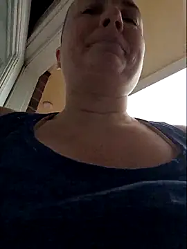 MilfyMrsRobinson online show from 05-07-26, 03:17