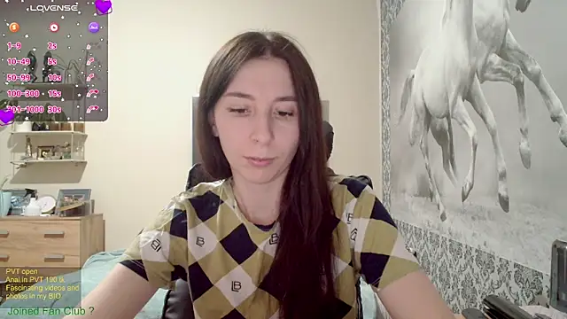 Snapshot of Wowpornoo chatting on 01-22-25, 12:06 Wowpornoo online show from 01-22-25, 12:06