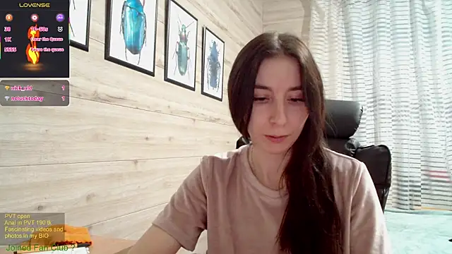 Snapshot of Wowpornoo chatting on 03-05-25, 05:29 Wowpornoo online show from 03-05-25, 05:29