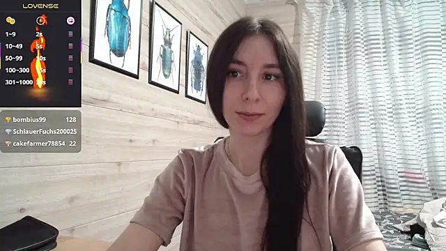 Snapshot of Wowpornoo chatting on 03-22-25, 04:15 Wowpornoo online show from 03-22-25, 04:15