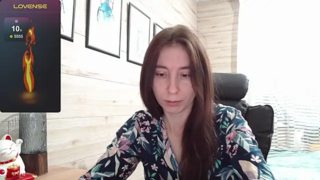 Snapshot of Wowpornoo chatting on 09-09-25, 10:04 Wowpornoo online show from 09-09-25, 10:04