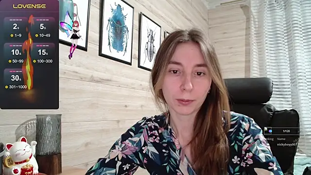 Snapshot of Wowpornoo chatting on 10-28-25, 01:36 Wowpornoo online show from 10-28-25, 01:36