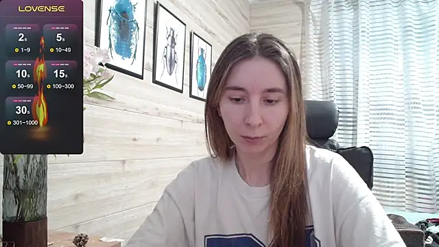 Snapshot of Wowpornoo chatting on 11-26-25, 10:49 Wowpornoo online show from 11-26-25, 10:49