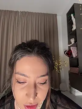 KimArts online show from 02-11-26, 08:03