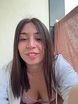 KimArts online show from 04-06-26, 02:18