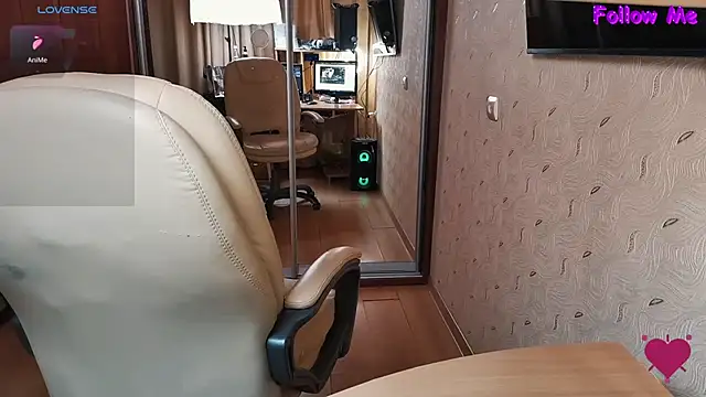 MyLadySkyLuck online show from 09-27-25, 04:56