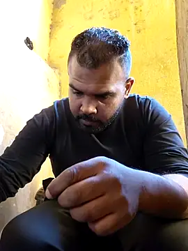 ListedLoin online show from 04-23-26, 04:57