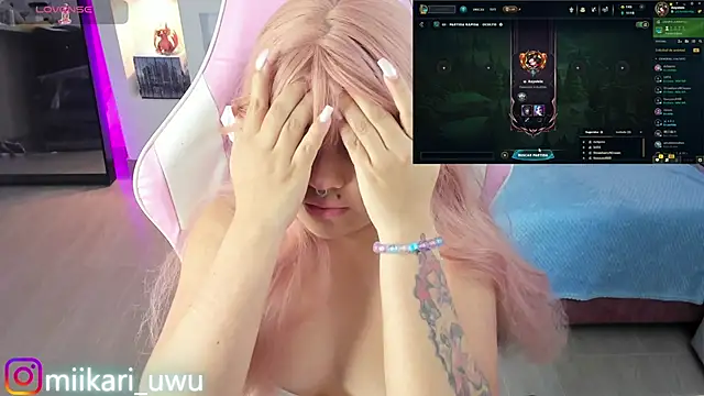 Snapshot of Ahri_Elderwood chatting on 01-09-25, 07:10 Ahri Elderwood online show from 01-09-25, 07:10