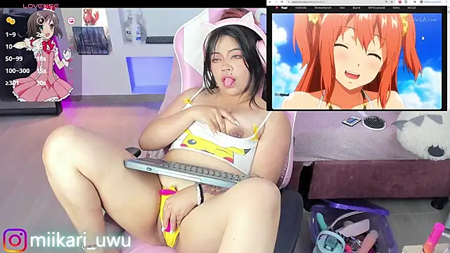 Snapshot of Ahri_Elderwood chatting on 01-22-25, 09:46 Ahri Elderwood online show from 01-22-25, 09:46