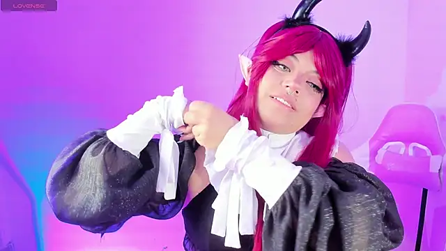 Snapshot of Ahri_Elderwood chatting on 09-16-25, 04:02 Ahri Elderwood online show from 09-16-25, 04:02